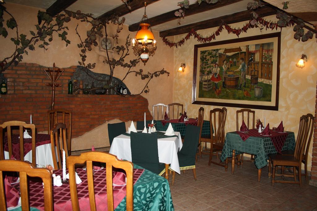 Fkoka Bed and Breakfast Berehove  Eksteriør billede